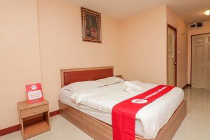 NIDA Rooms Metro Inthamara 169