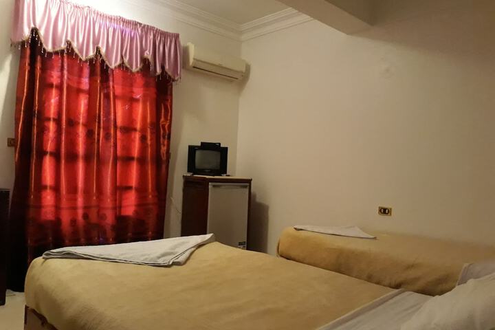 Room 16 of 85