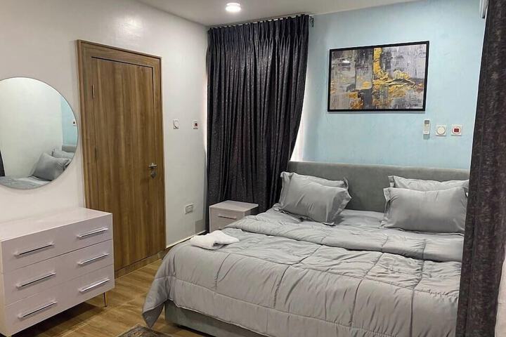 Room 13 of 50