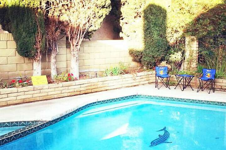 Pool 18 of 27