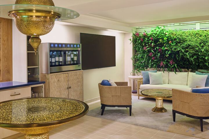 Hotel Interior 4 of 66