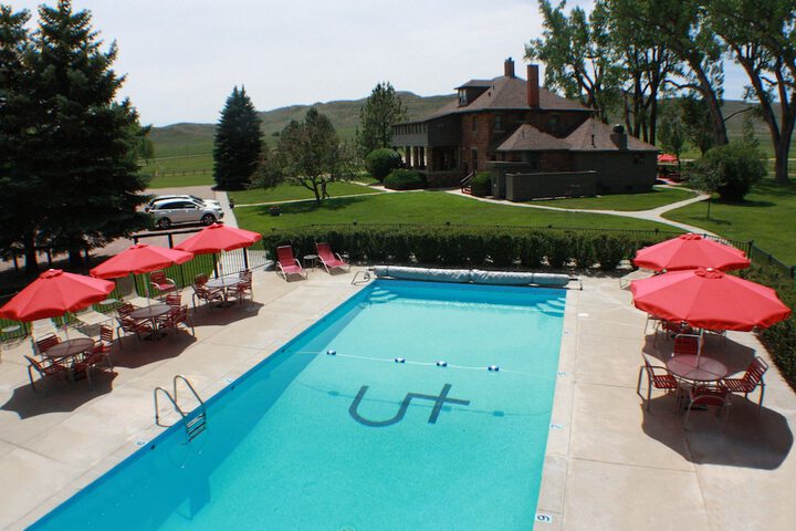 Pool 23 of 40