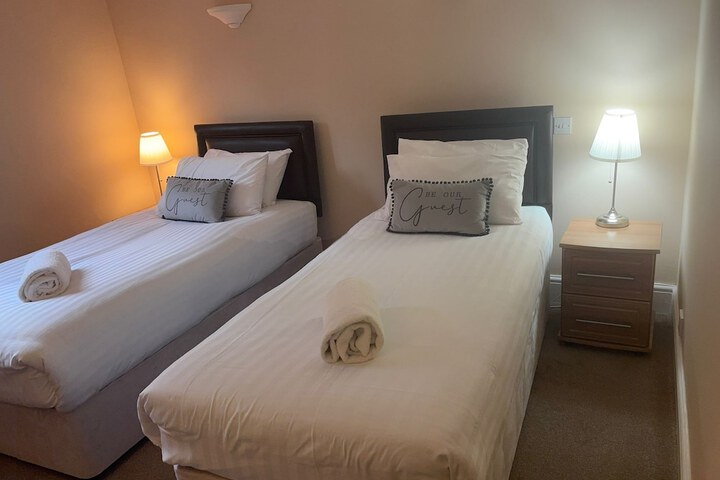 Room 10 of 10