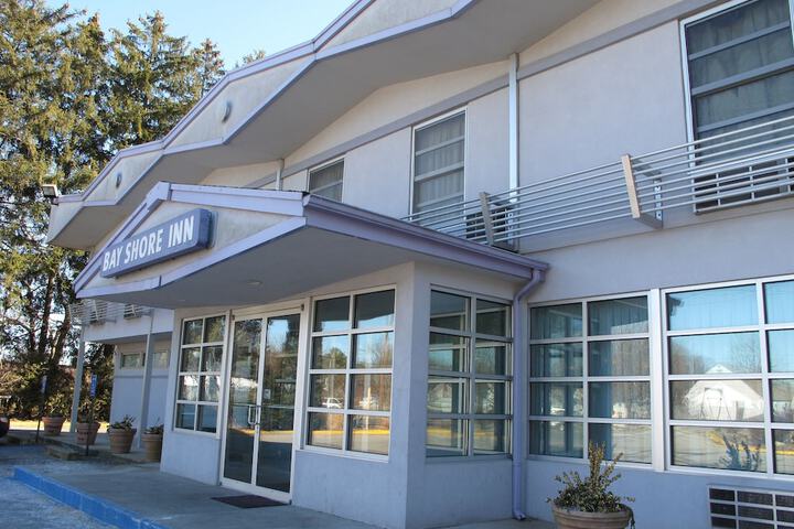 Primary image