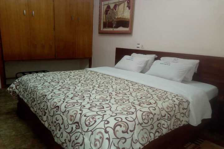 Room 2 of 12