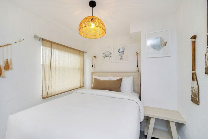 Room 13 of 48