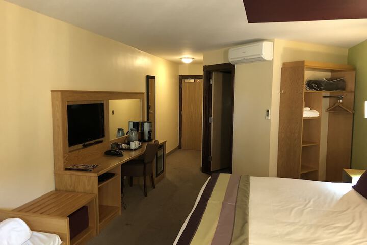 Room 13 of 135
