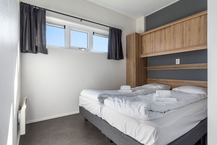 Room 6 of 45