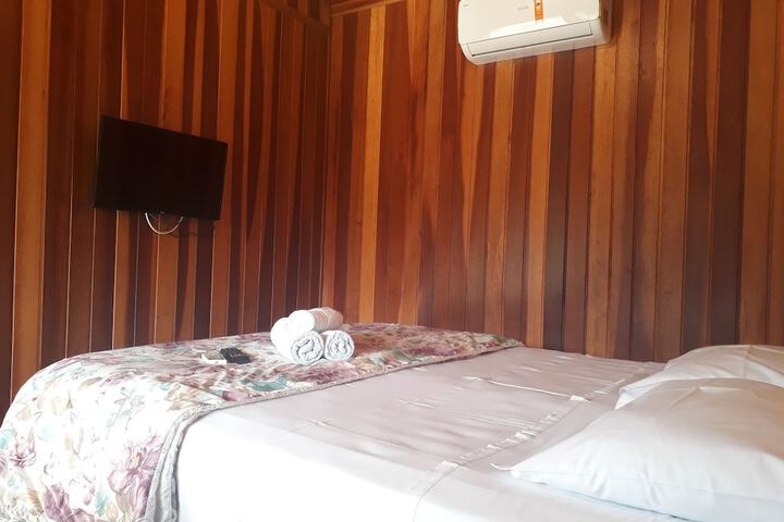 Room 3 of 18
