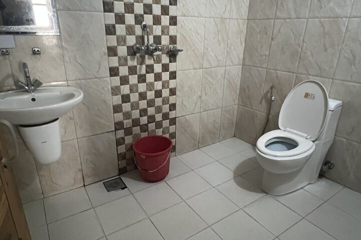 Room 14 of 52