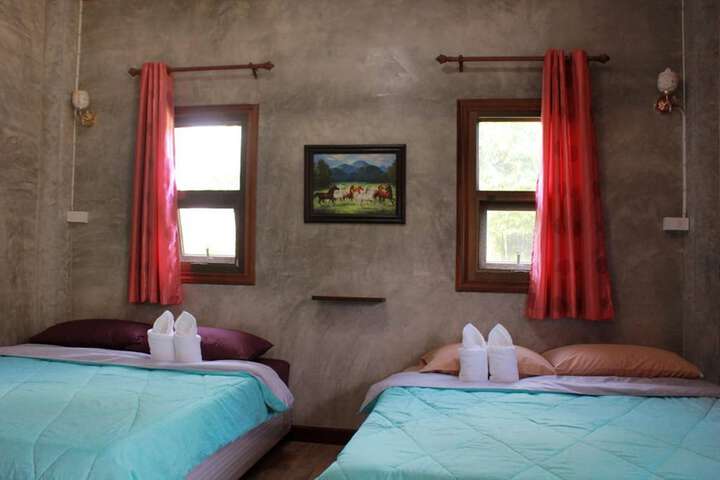 Room 27 of 62