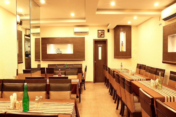 OYO Rooms Ballygunge Lansdowne