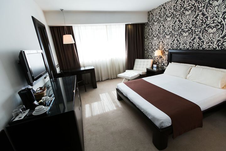 Room 6 of 36