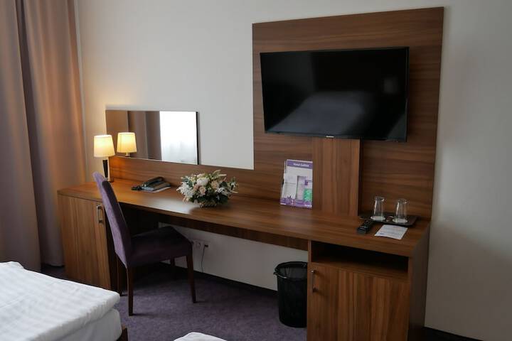 Room 11 of 54
