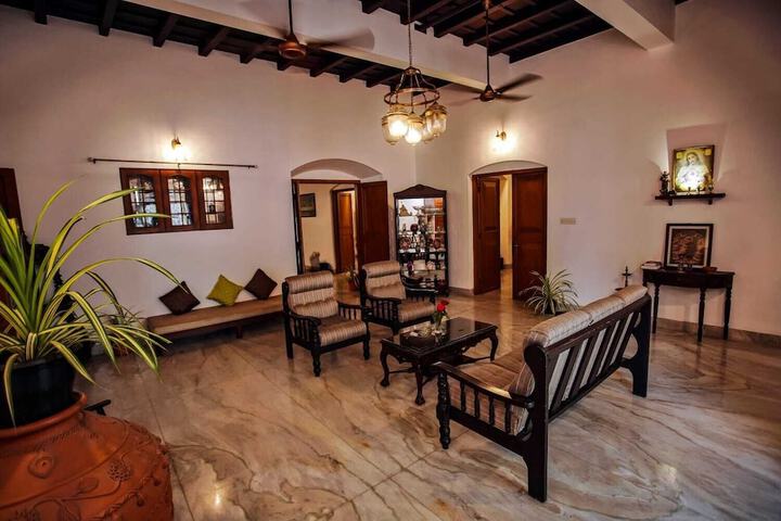 Hotel Interior 4 of 41