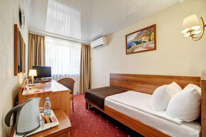 Room 26 of 63