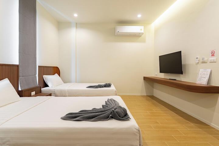 Room 15 of 64