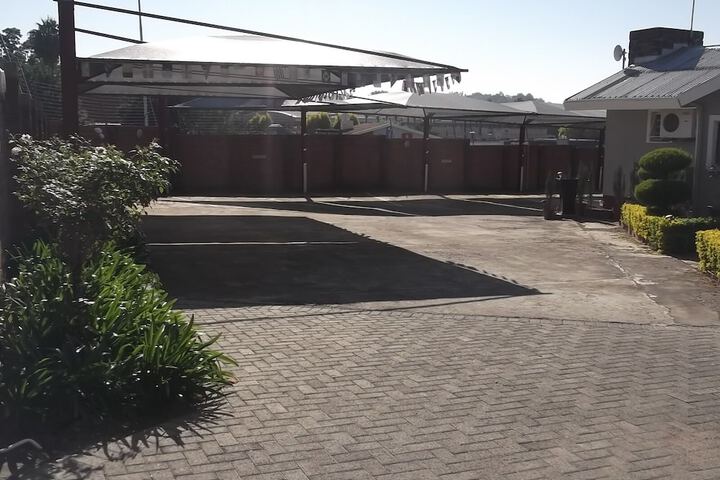 Property Grounds 19 of 81