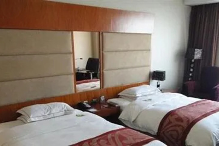 Room 7 of 20
