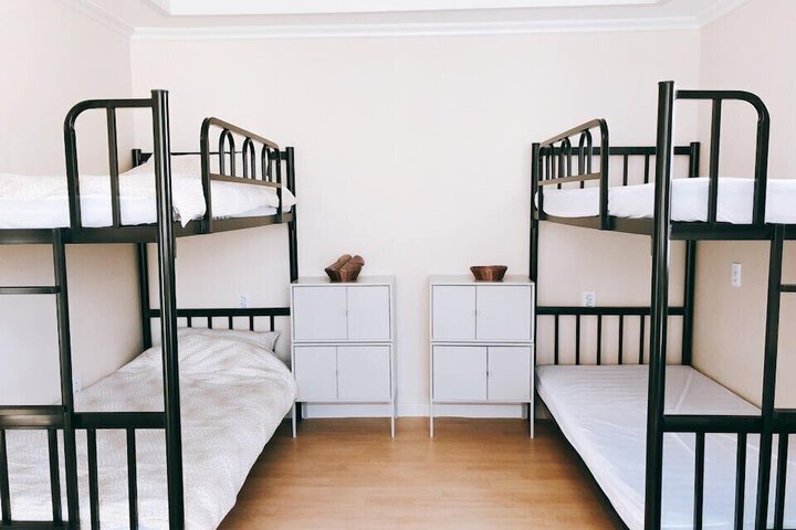 Room 5 of 20