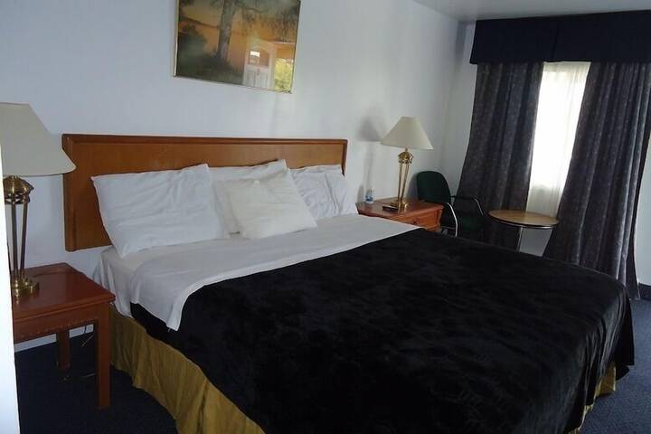 Room 10 of 39