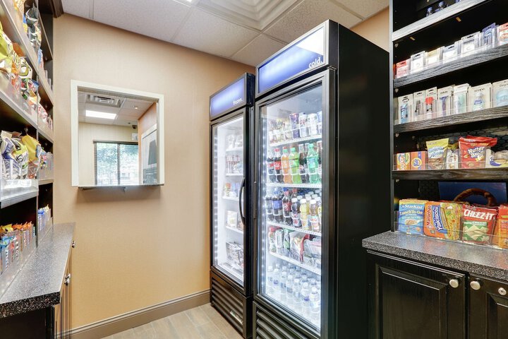 Snack bar
