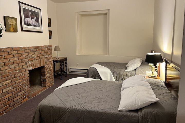 Studio Suite (3 of 5)