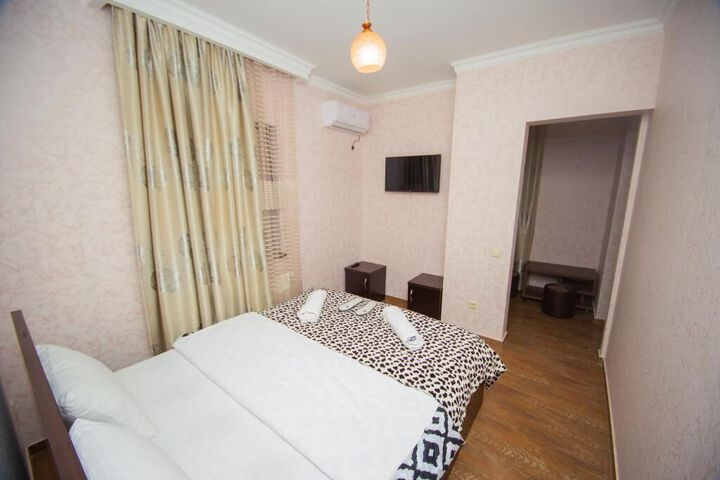 Room 43 of 50