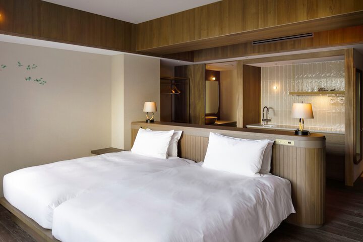 Room 45 of 135