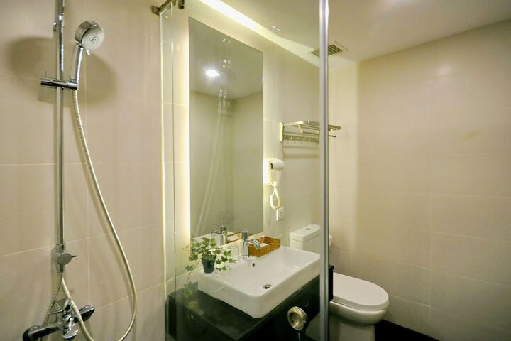 Room 193 of 230