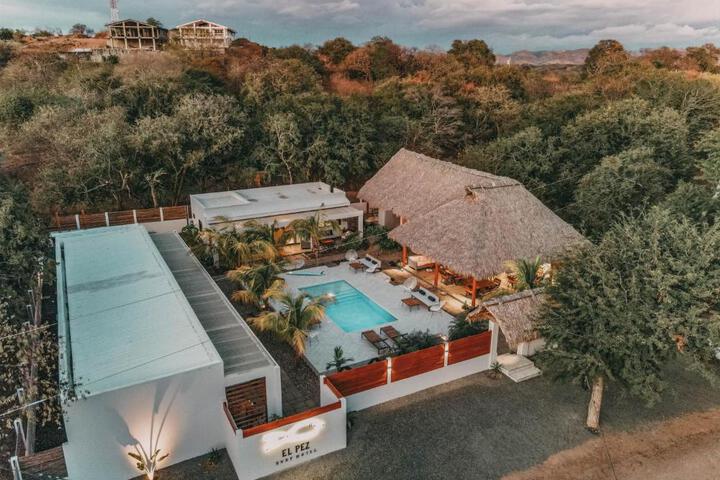 El Pez Surf Hotel