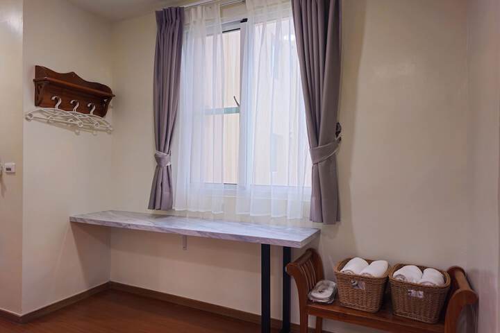 Room 11 of 81