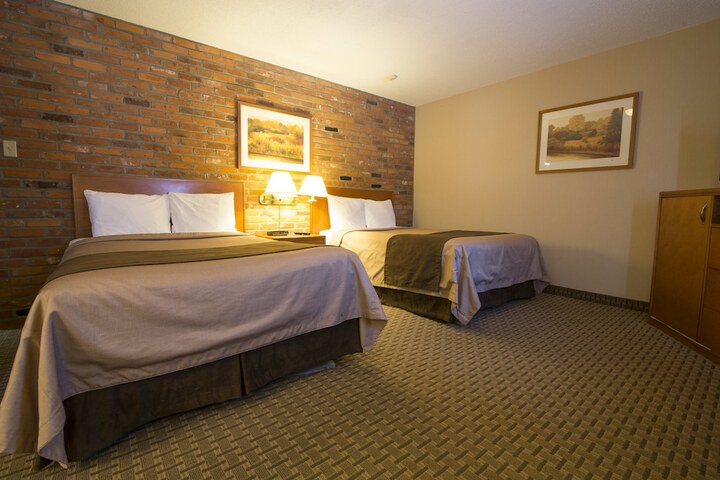 Room 14 of 40