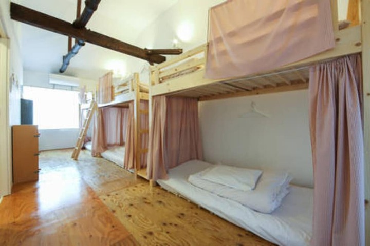 Room 18 of 53