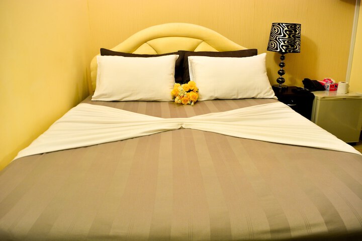 Room 19 of 54