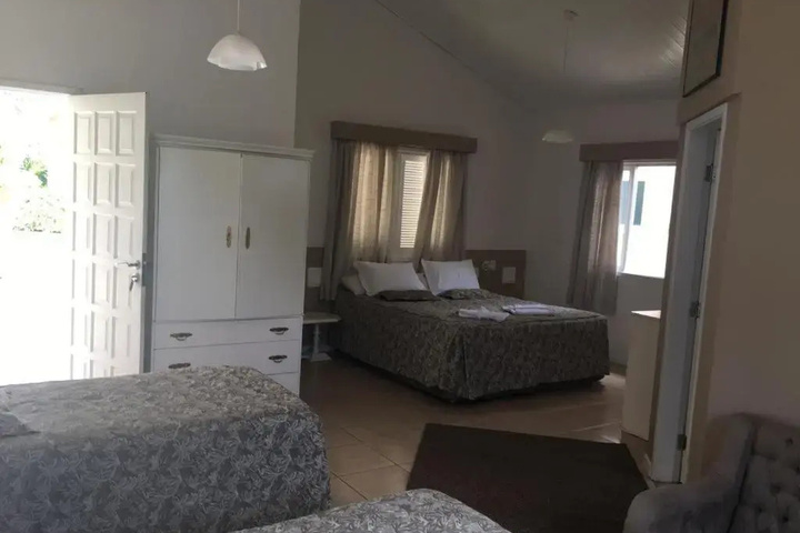 Room 2 of 15