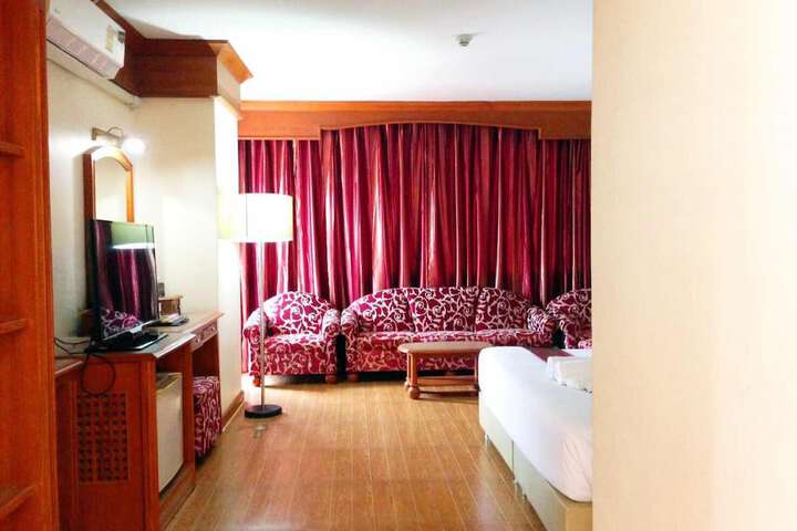 Room 22 of 72