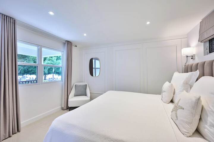 Room 12 of 83