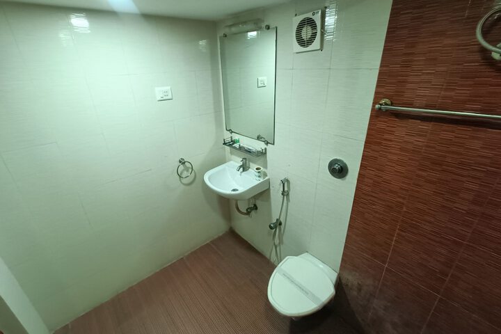 Room 71 of 93