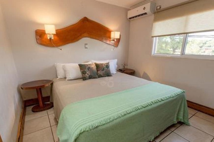 Room 5 of 44
