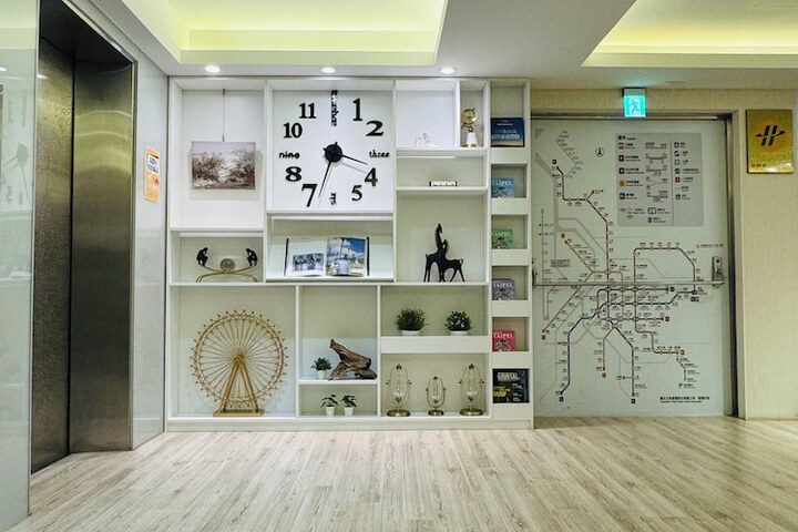 Hotel Interior 4 of 56