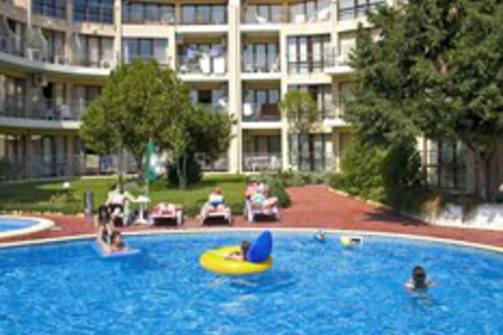 Pool 16 of 30