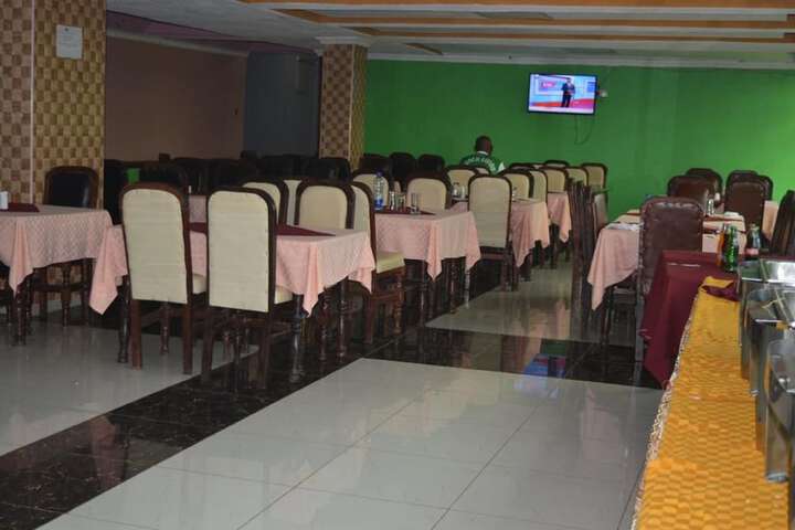 Dining 63 of 73