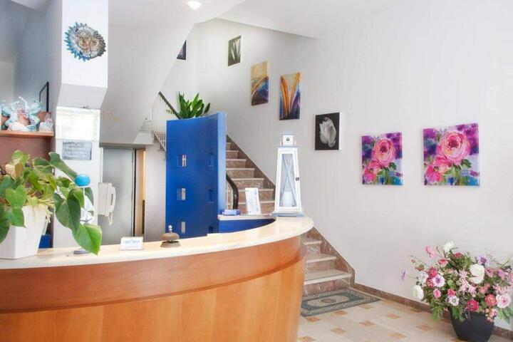 Arix Hotel