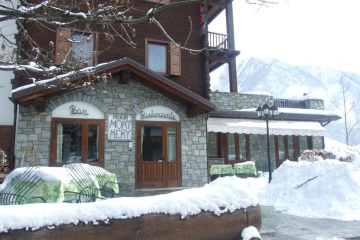Hotel Mont Nery