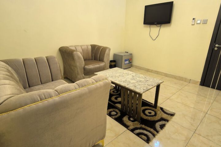 Room 12 of 45