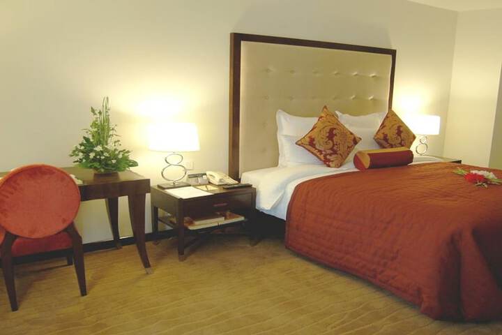 Room 10 of 54