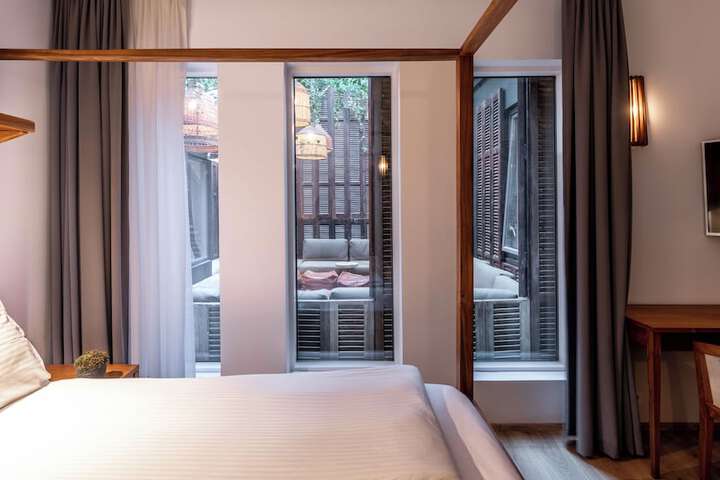 Room 20 of 44