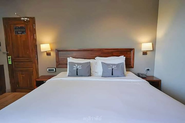 Room 9 of 70