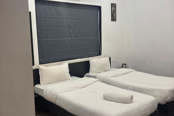 Room 9 of 41